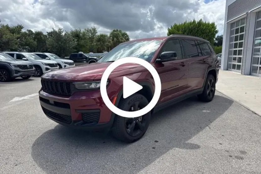 2023 Jeep Grand Cherokee Altitude photo 1