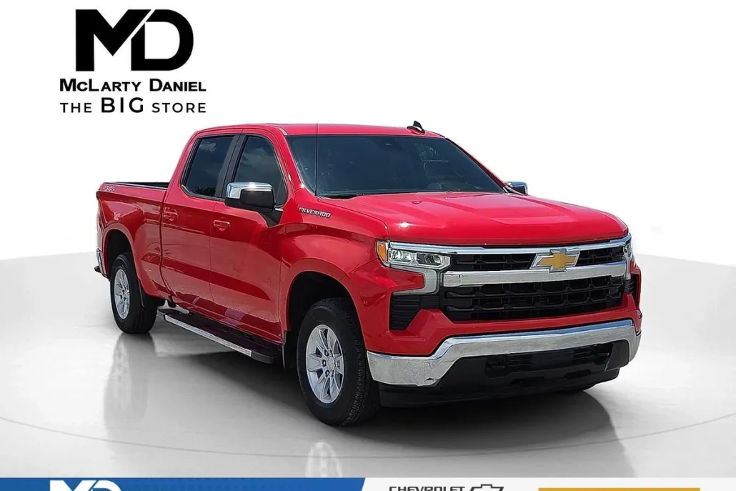2023 Chevrolet Silverado 1500 LT photo 1