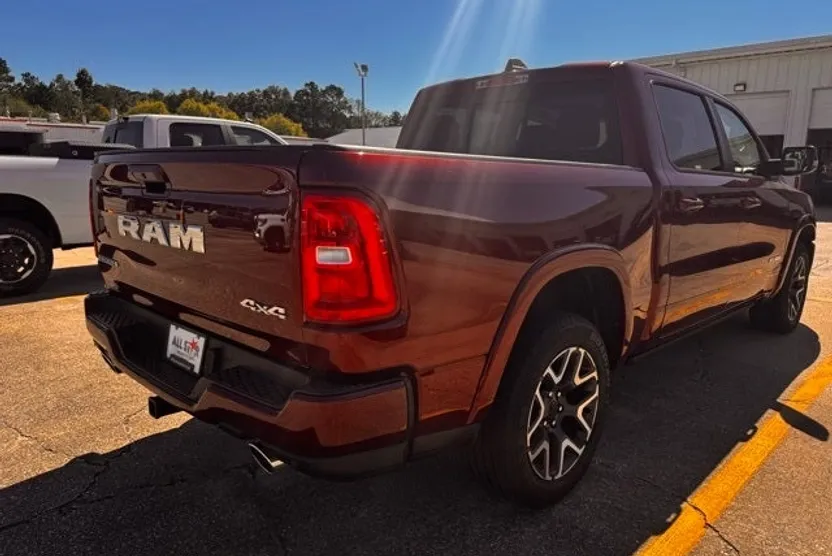 2025 Ram 1500 Laramie photo 1