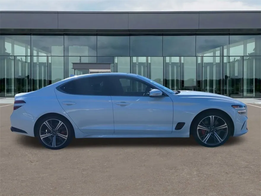 2025 Genesis G70 3.3T Sport Advanced photo 1