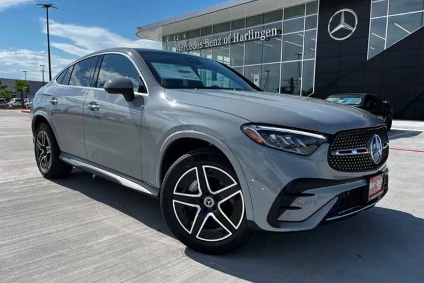 2026 Mercedes Benz GLC 300 4MATIC photo 1