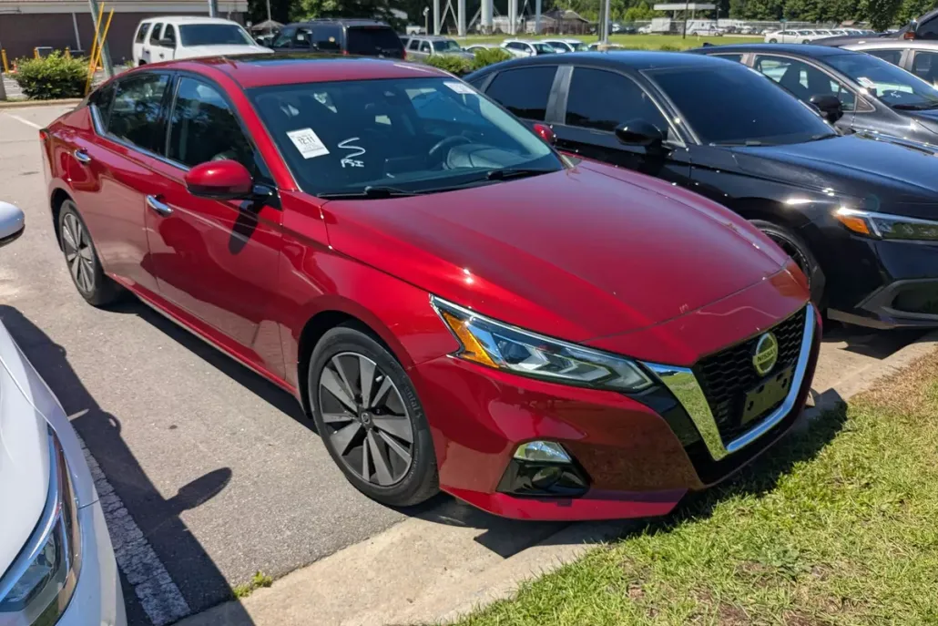 2022 Nissan Altima 2.5 SL photo 1