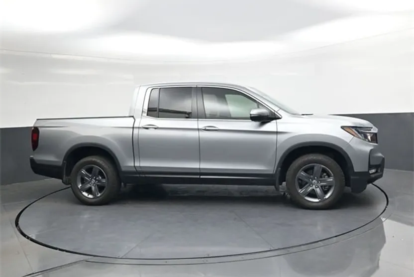 2023 Honda Ridgeline RTL photo 1