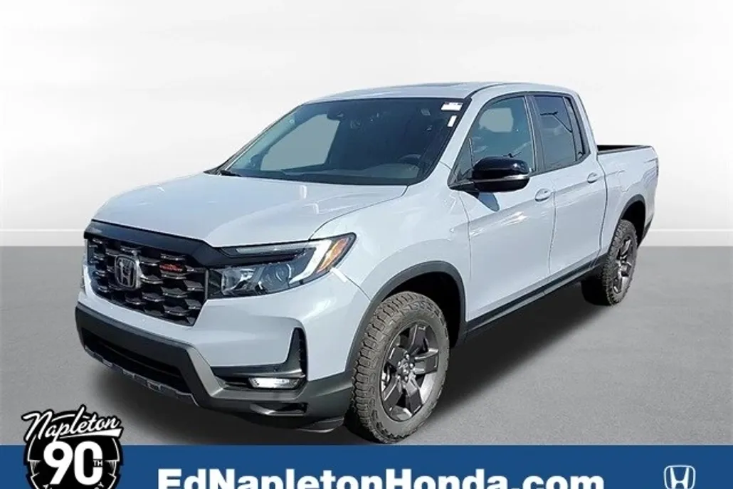 2026 Honda Ridgeline TrailSport photo 1