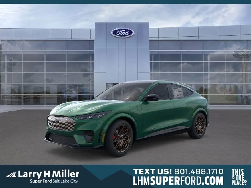 2025 Ford Mustang Mach-E GT photo 1