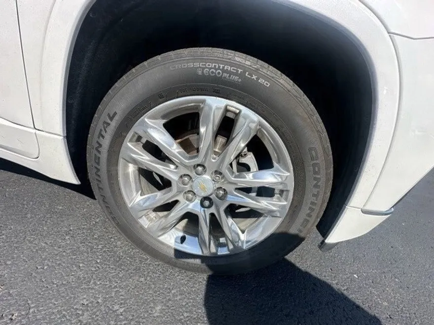 2018 Chevrolet Traverse High Country photo 1
