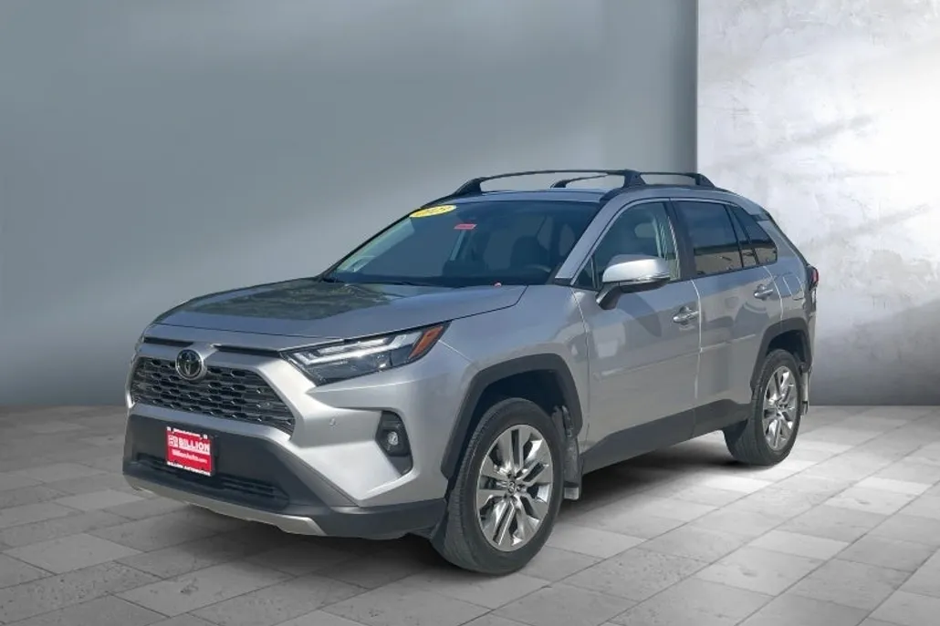 2023 Toyota RAV4 Limited photo 1