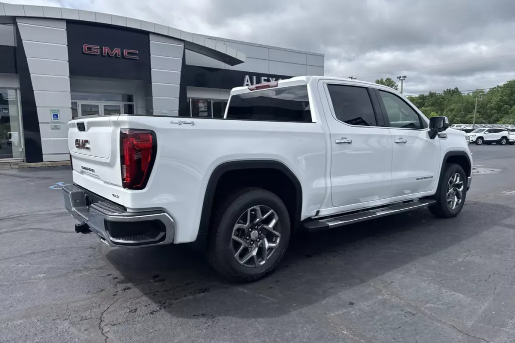 2025 Gmc Sierra 1500 SLT photo 1