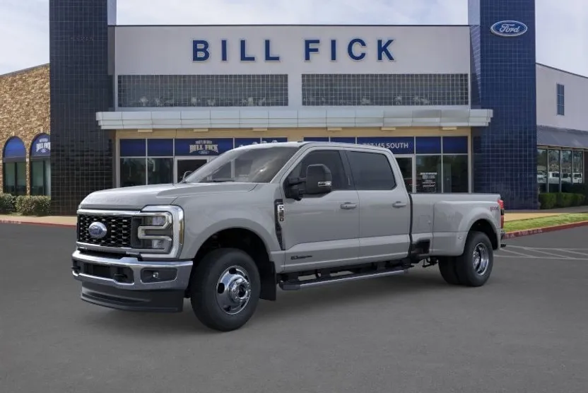 2026 Ford F-350 Lariat photo 1