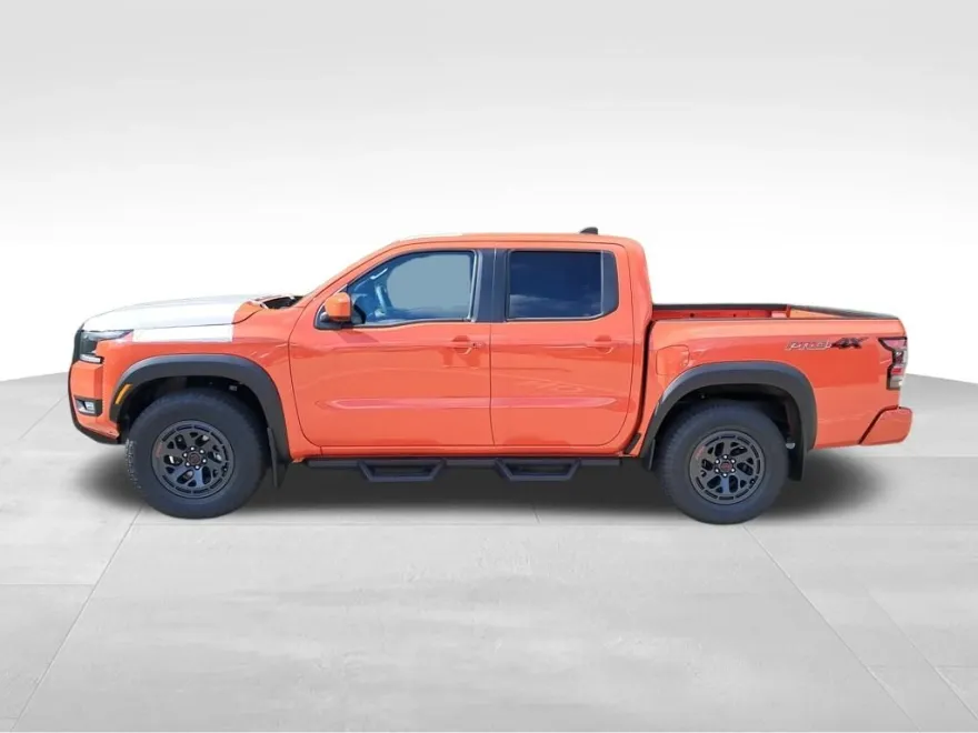 2025 Nissan Frontier PRO-4X photo 1