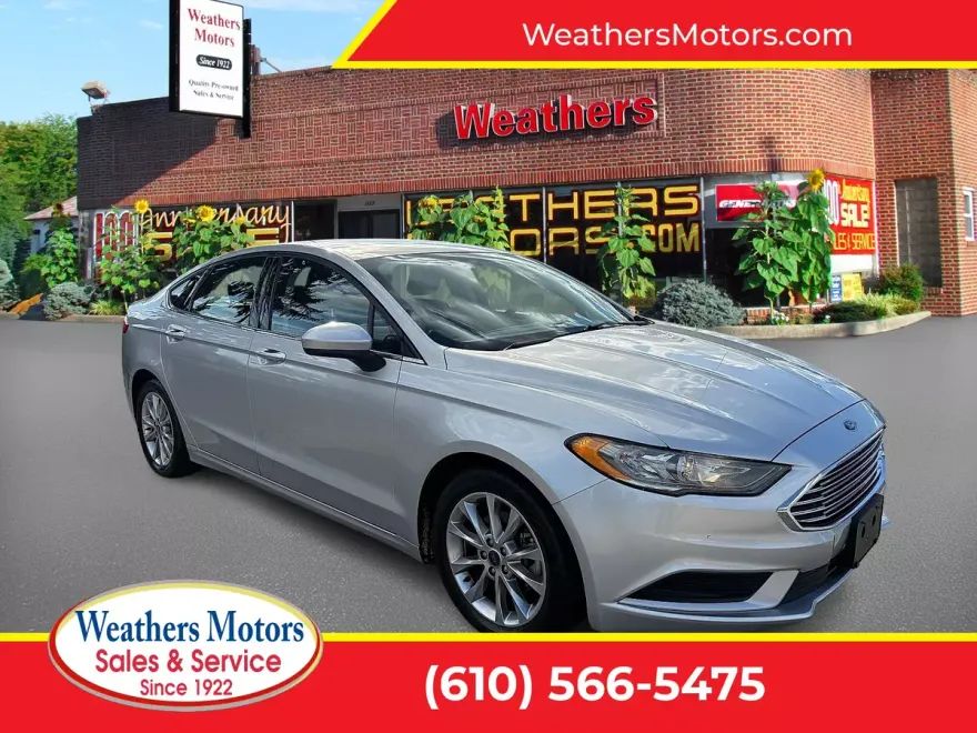 2017 Ford Fusion SE photo 1