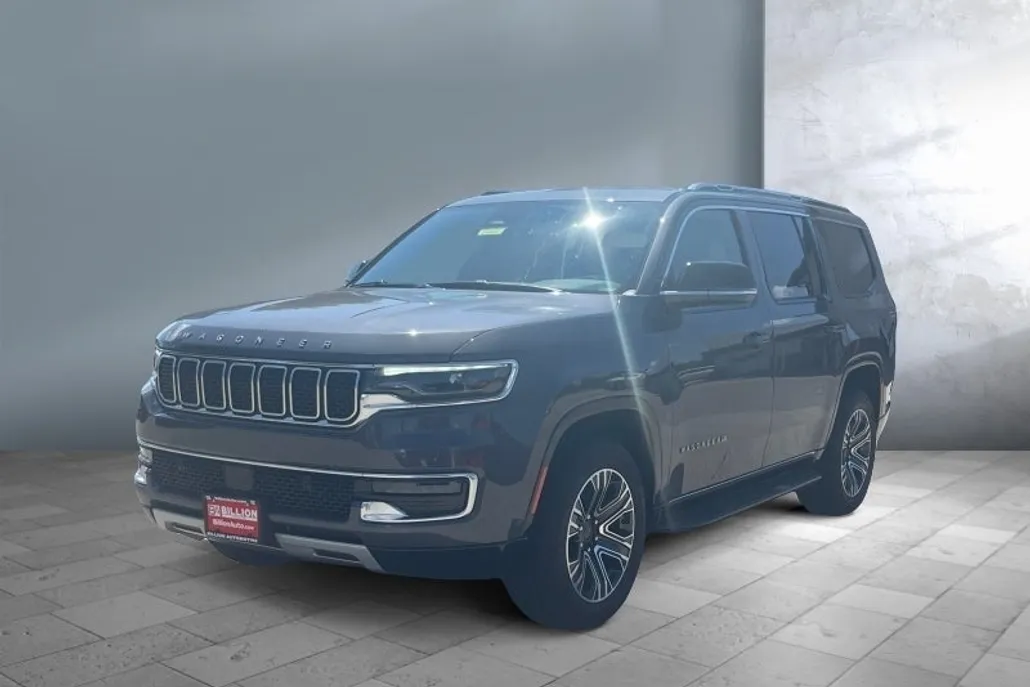 2024 Jeep Wagoneer L Series III photo 1