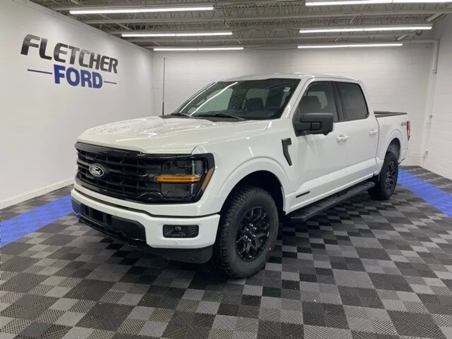 2025 Ford F-150 XLT photo 1