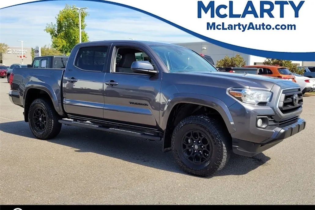 2022 Toyota Tacoma SR5 Double Cab V6 photo 1
