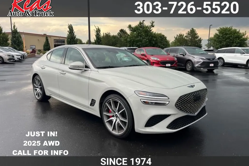 2025 Genesis G70 2.5T photo 1