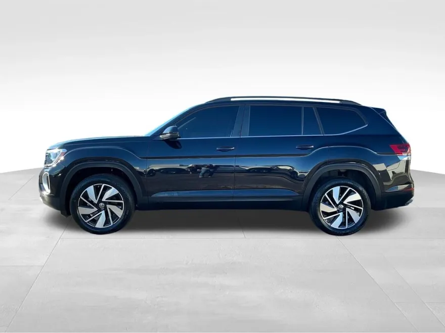 2024 Volkswagen Atlas SE Technology photo 1