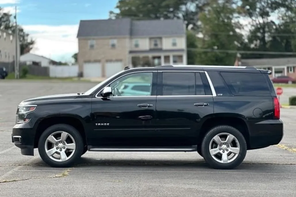 2015 Chevrolet Tahoe LTZ photo 1