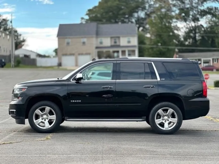 2015 Chevrolet Tahoe LTZ photo 1