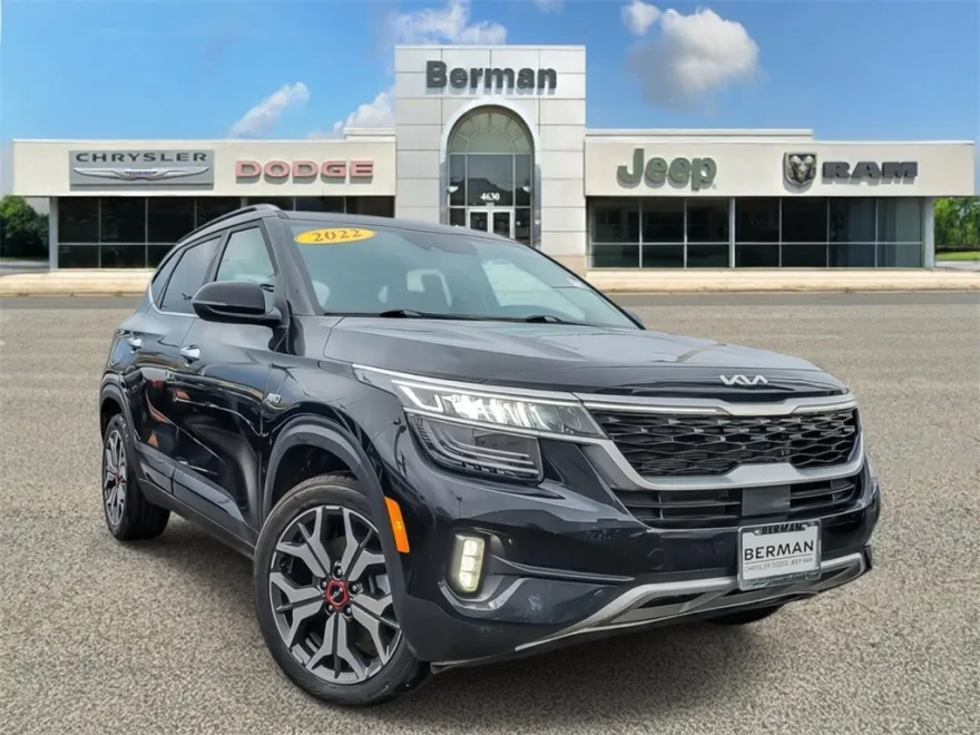 2022 Kia Seltos SX photo 1