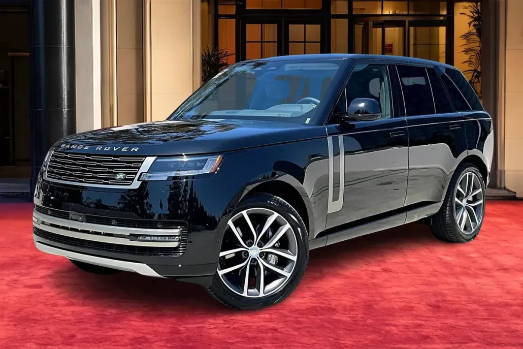 2025 Land Rover Range Rover SE photo 1
