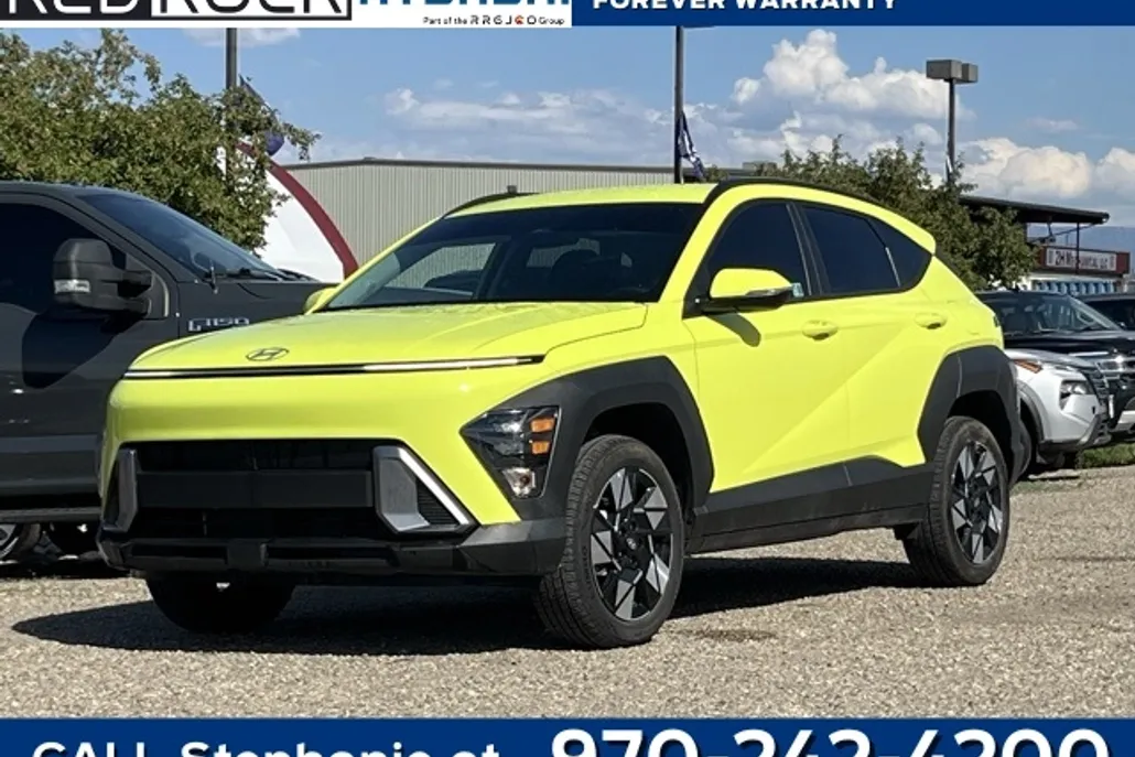 2025 Hyundai Kona SEL photo 1