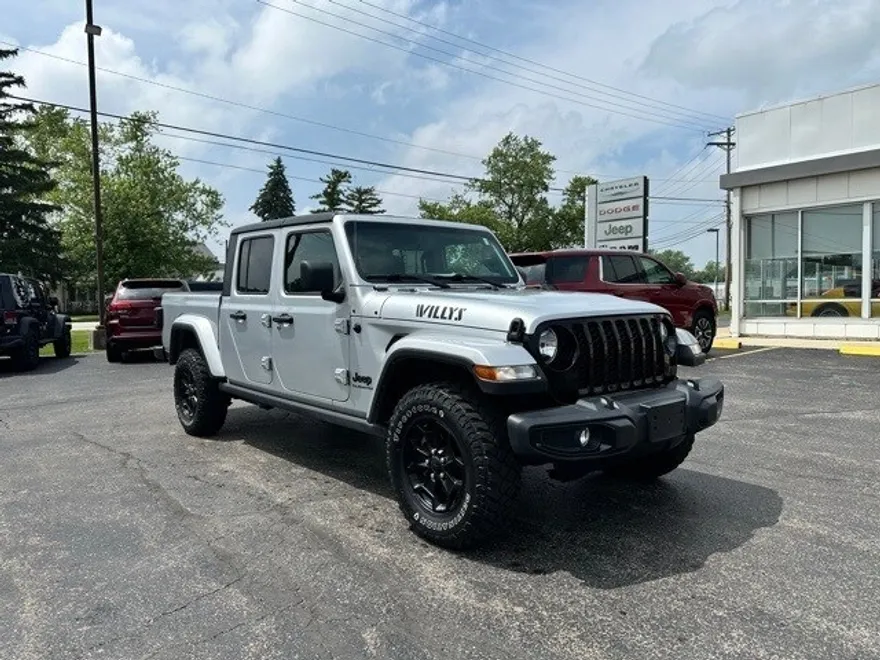 2022 Jeep Gladiator Sport photo 1