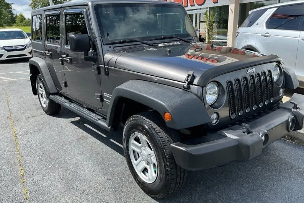 2018 Jeep Wrangler Unlimited Sport photo 1