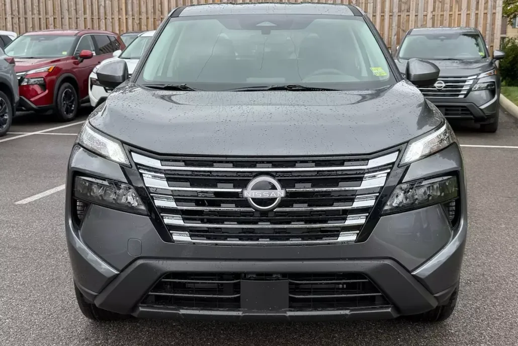 2026 Nissan Rogue SV photo 1