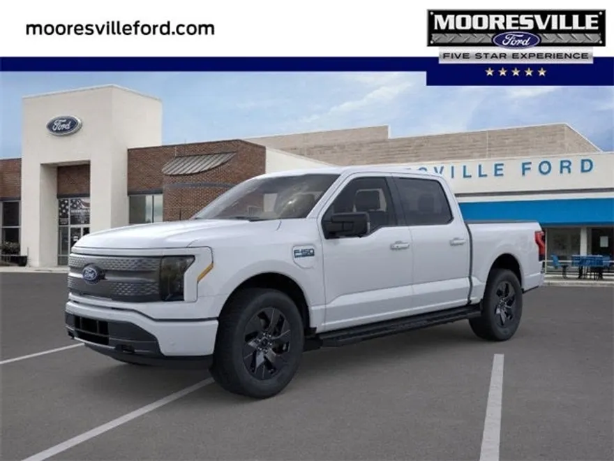 2025 Ford F-150 Lightning photo 1