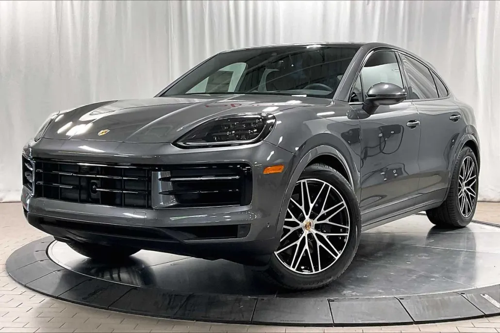 2025 Porsche Cayenne Coupe photo 1