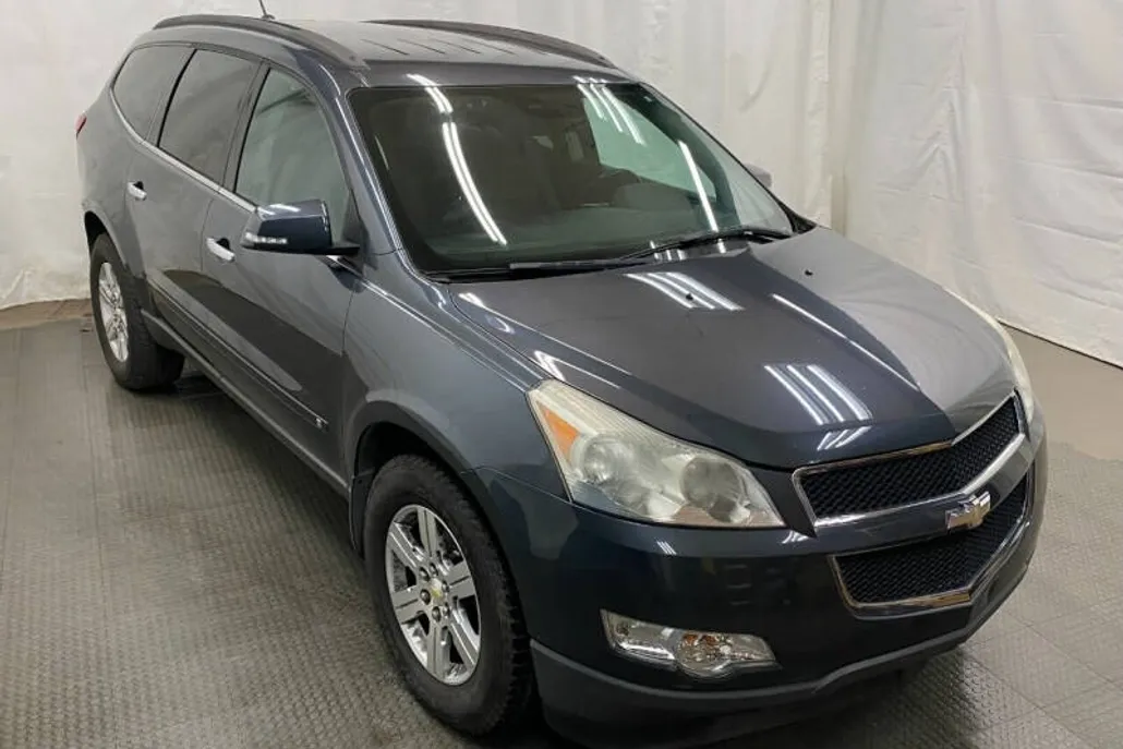 2010 Chevrolet Traverse photo 1