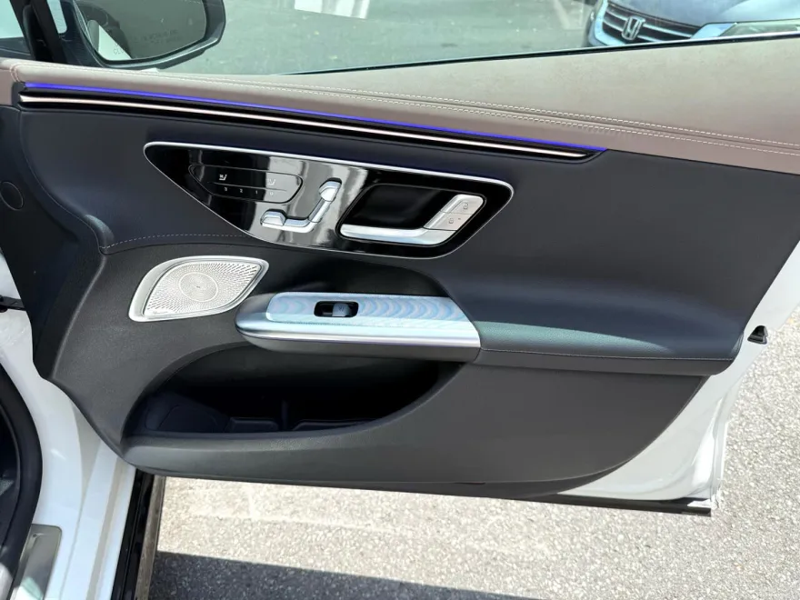2023 Mercedes Benz EQE-Class Sedan photo 27