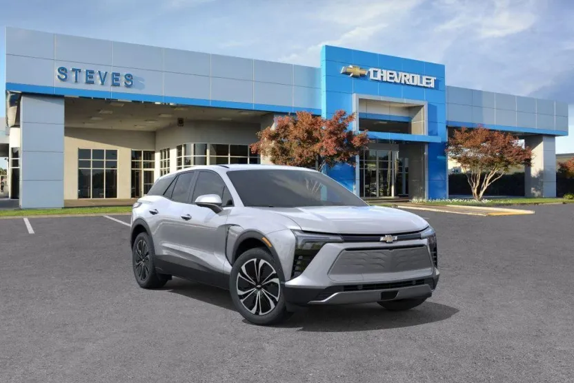 2026 Chevrolet Blazer EV photo 1