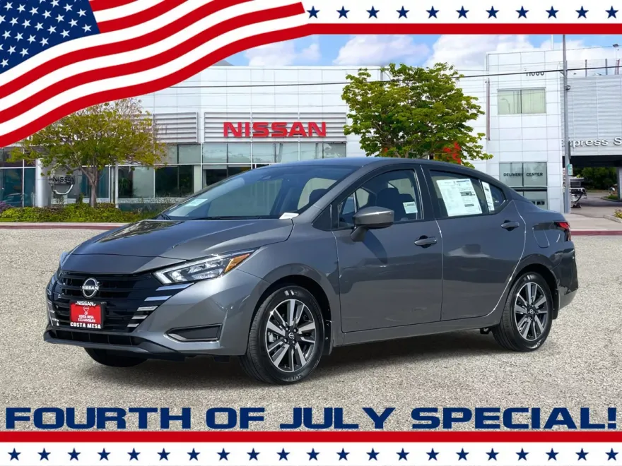 2025 Nissan Versa SV photo 1