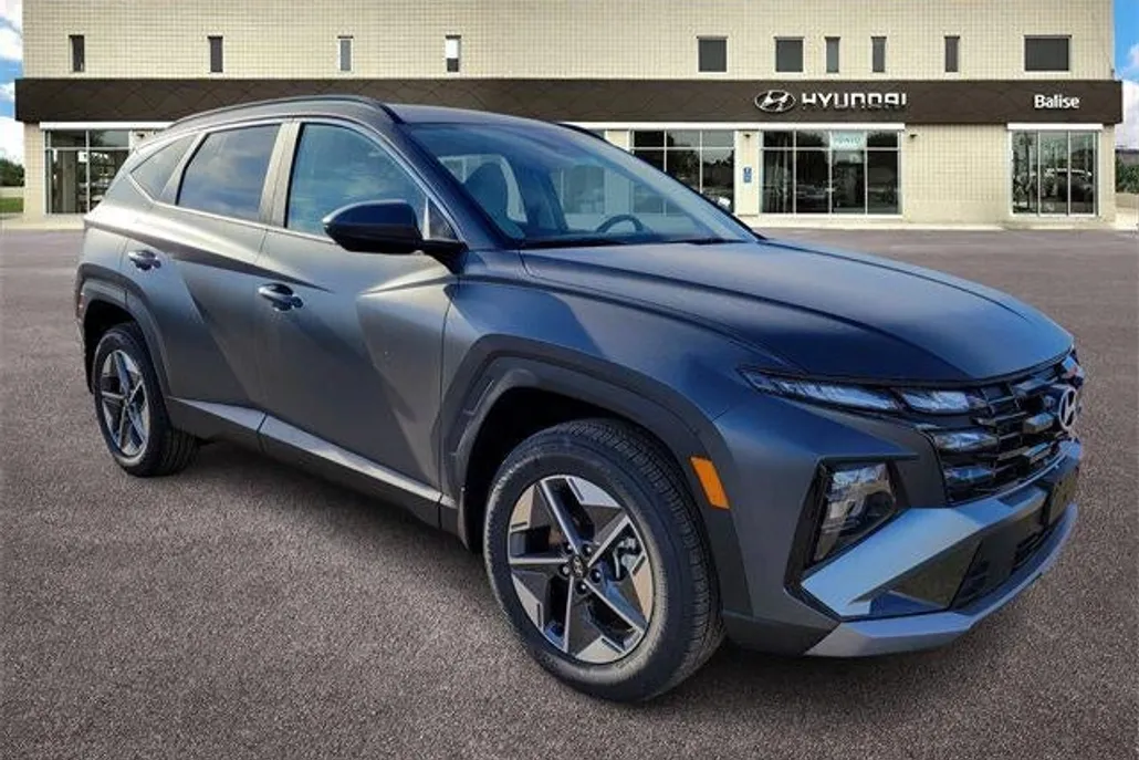 2025 Hyundai Tucson SEL photo 1