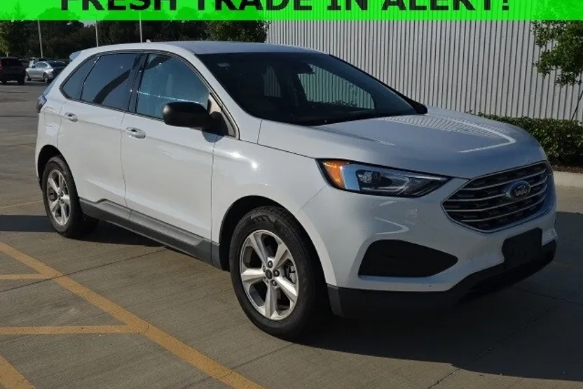 2020 Ford Edge SE photo 1