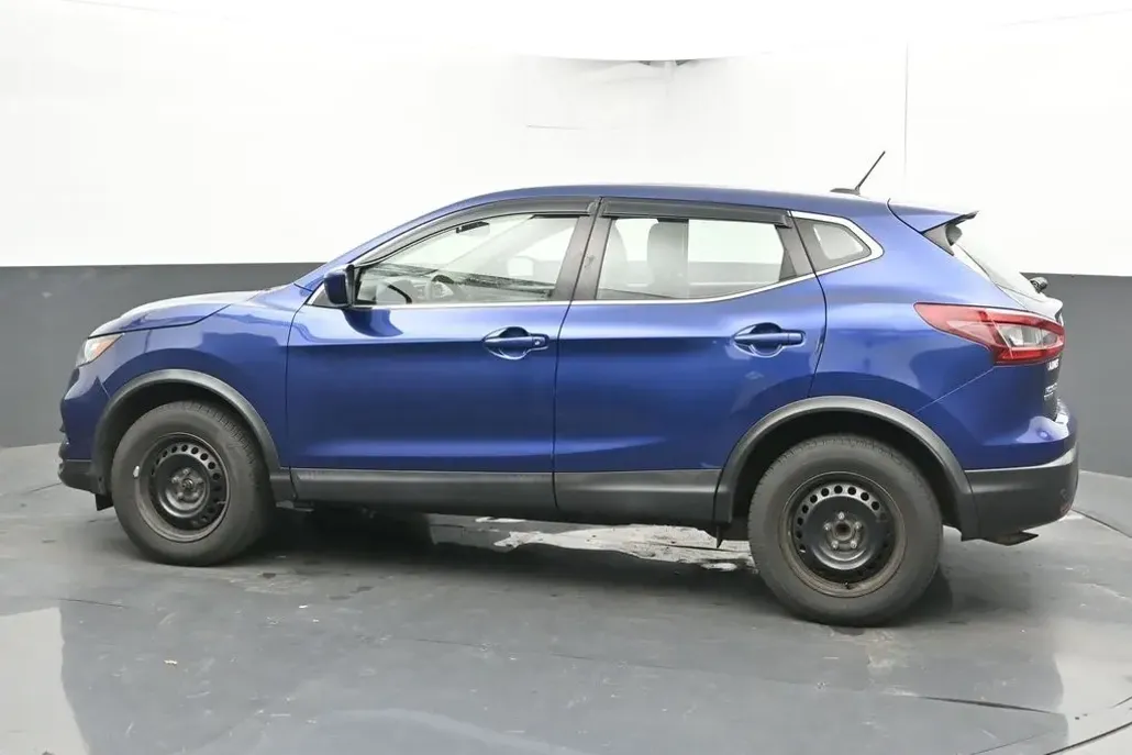 2020 Nissan Rogue Sport S photo 1