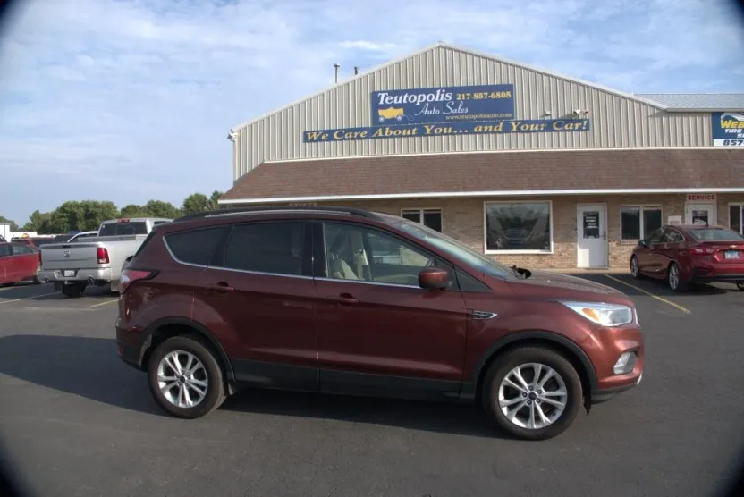 2018 Ford Escape SE photo 1