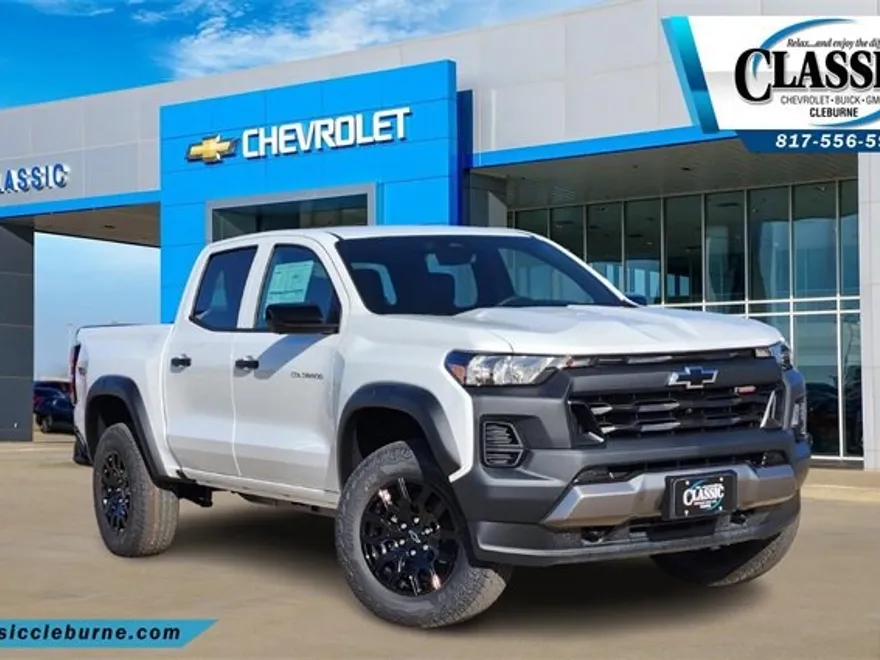 2026 Chevrolet Colorado Trail Boss photo 1