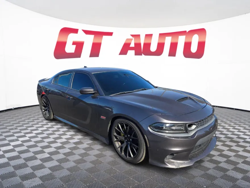 2019 Dodge Charger R/T Scat Pack photo 1