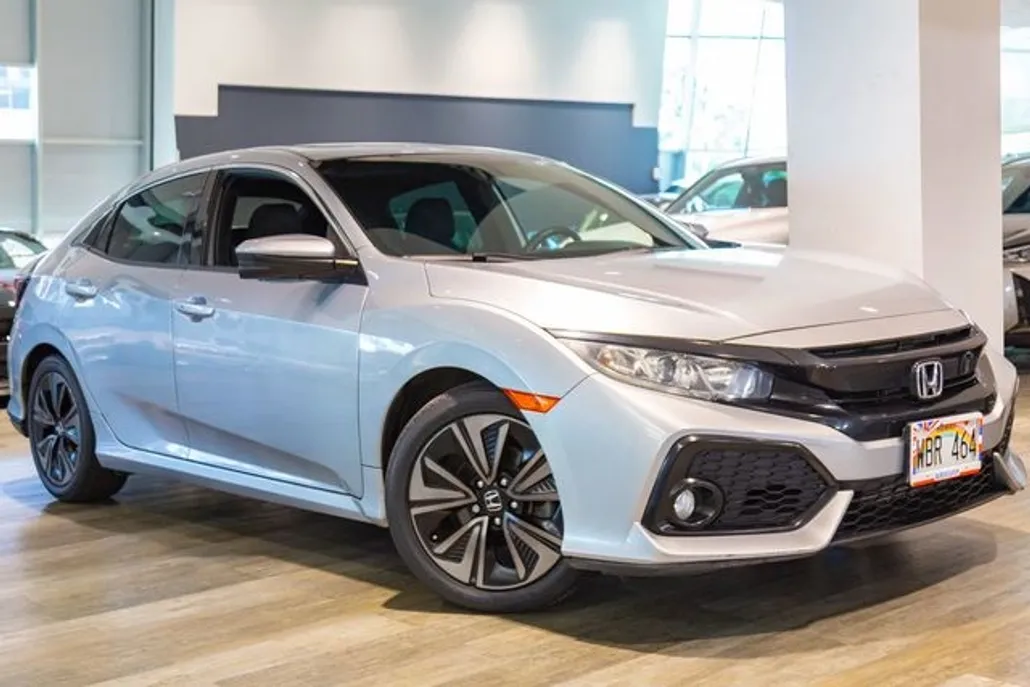 2017 Honda Civic Hatchback EX photo 1