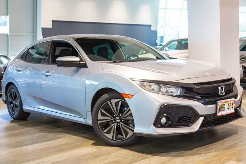 2017 Honda Civic Hatchback EX photo 1