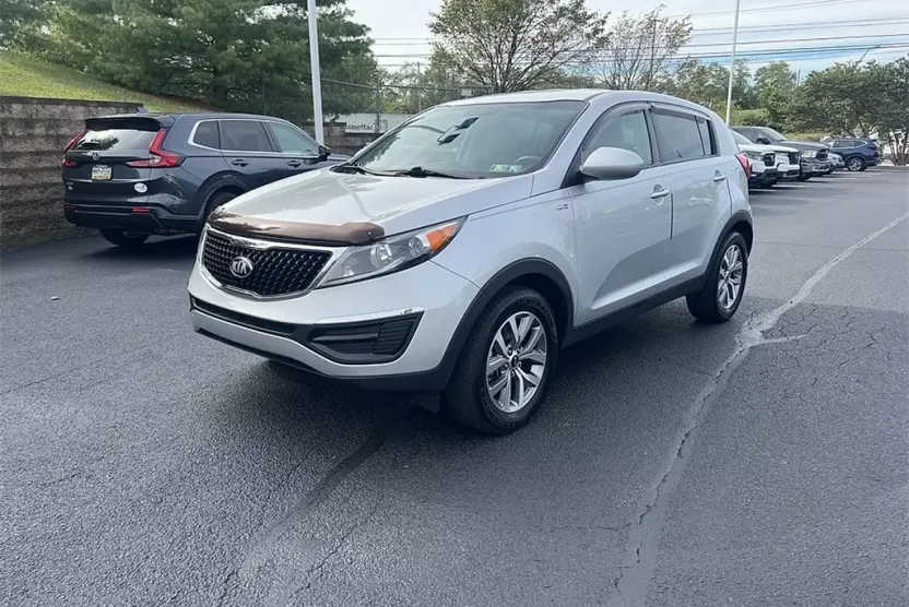 2016 Kia Sportage LX photo 1