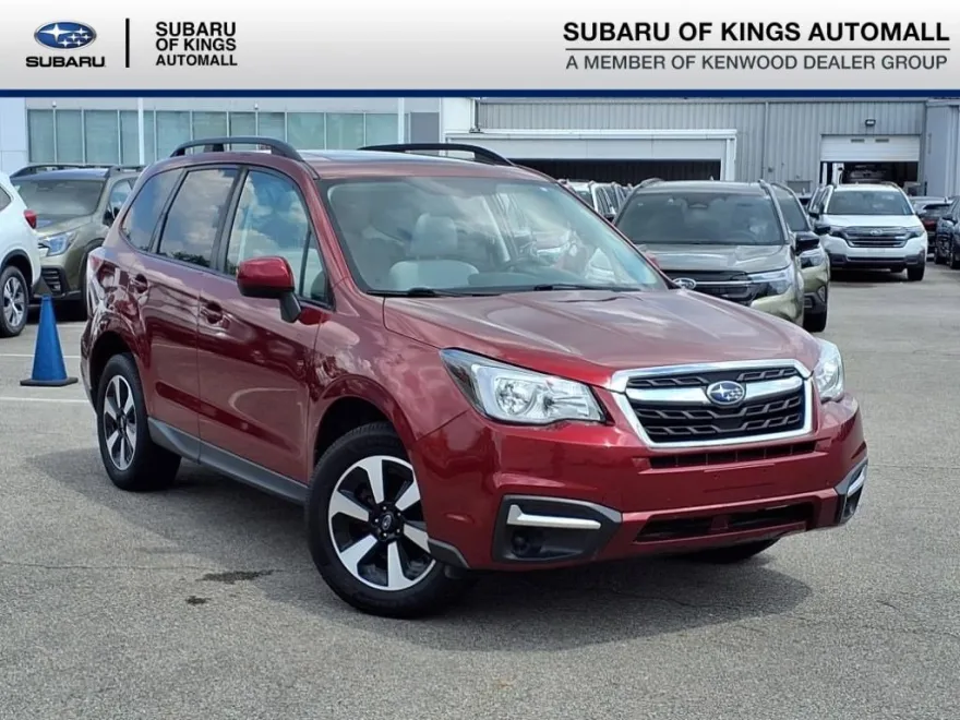 2018 Subaru Forester 2.5i Premium photo 1