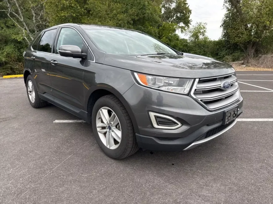 2018 Ford Edge SEL photo 1