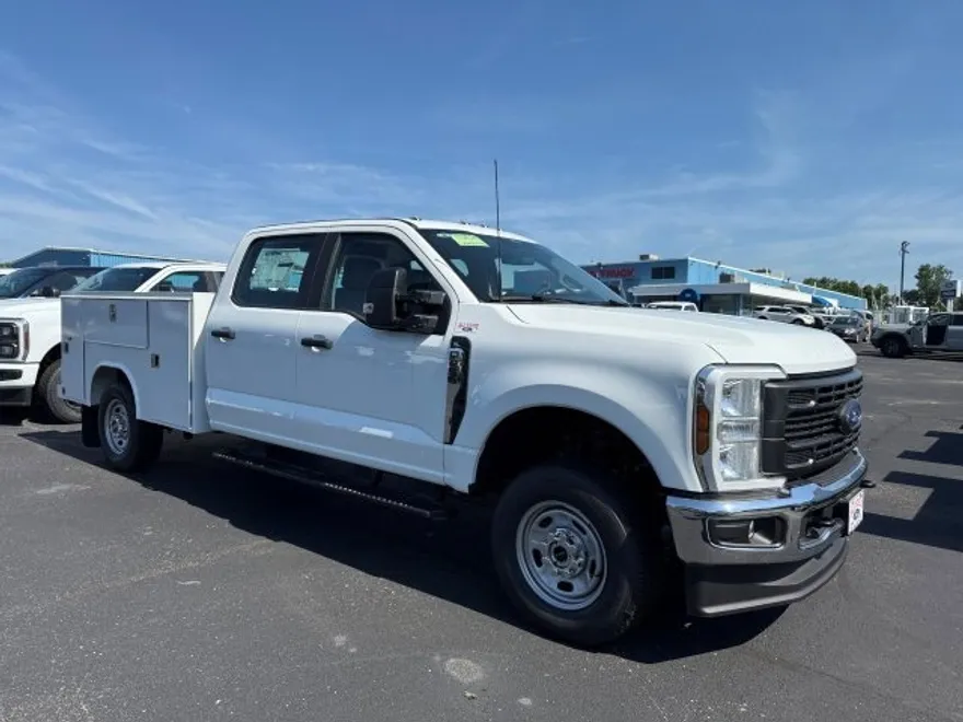 2025 Ford F-250 XL photo 1