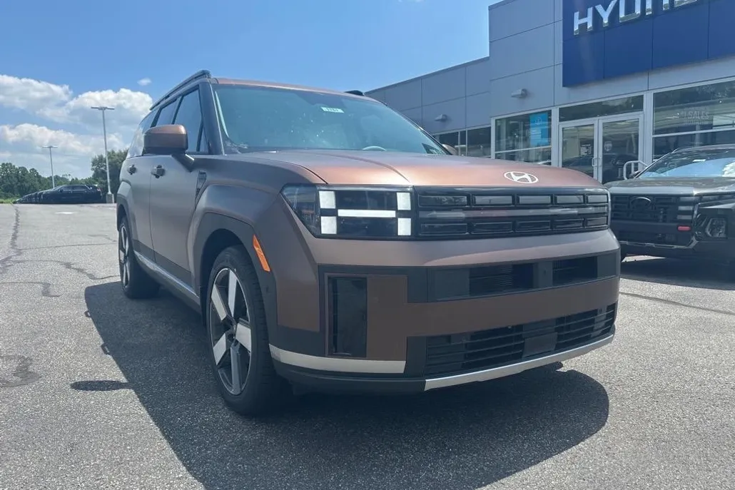 2025 Hyundai Santa Fe Limited photo 1