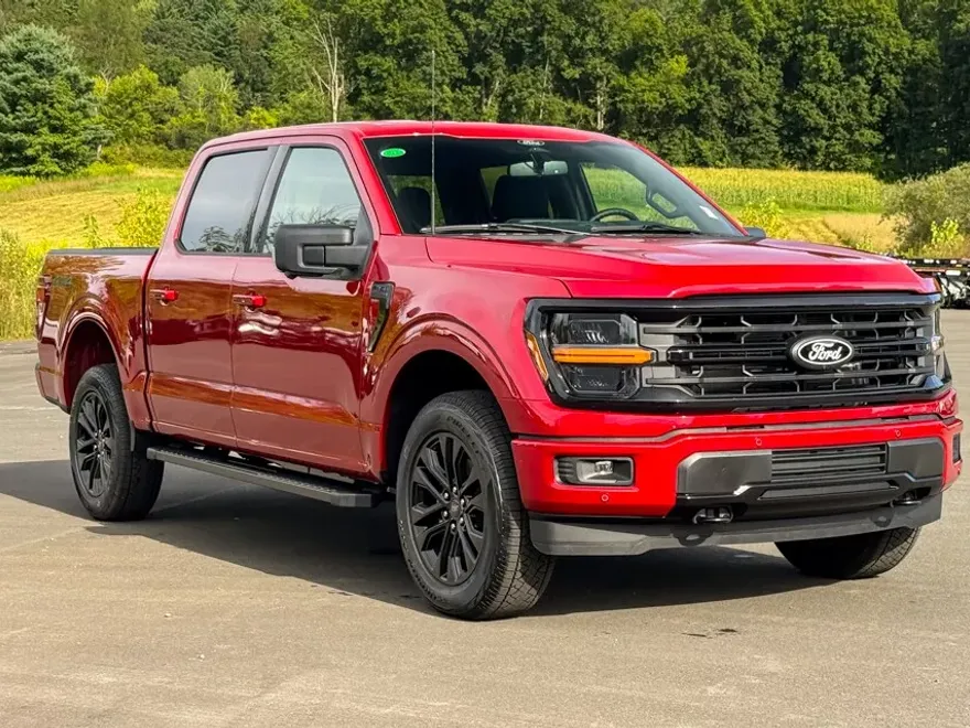2025 Ford F-150 XLT photo 1