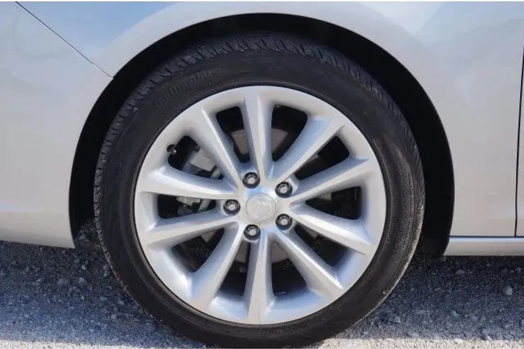 2014 Buick Verano Convenience photo 1