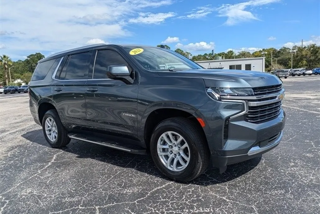 2021 Chevrolet Tahoe LT photo 1